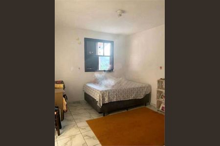 Casa à venda com 145m², 2 quartos e 2 vagas