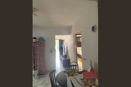 Casa à venda com 145m², 2 quartos e 2 vagas