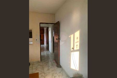 Casa à venda com 145m², 2 quartos e 2 vagas