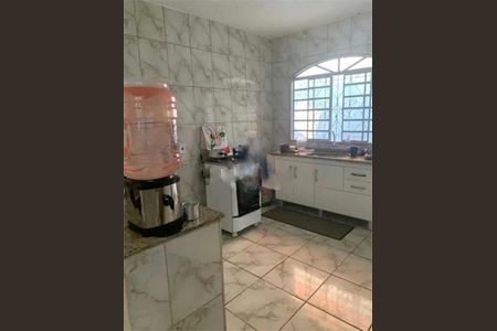 Casa à venda com 145m², 2 quartos e 2 vagas