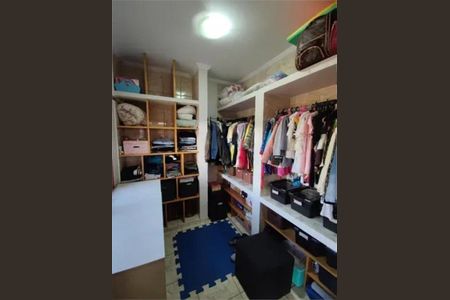 Casa à venda com 110m², 3 quartos e 5 vagas