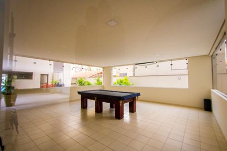 Área comum - Espaço de jogos de apartamento para alugar com 3 quartos, 71m² em Vila Valparaíso, Santo André