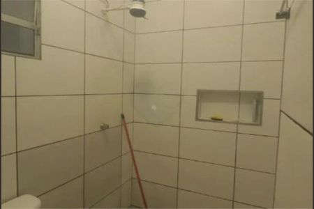Casa à venda com 176m², 4 quartos e 3 vagas