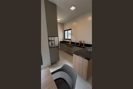 Casa à venda com 134m², 3 quartos e 2 vagas