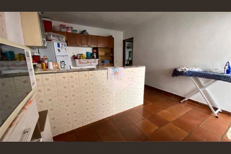 Casa à venda com 141m², 3 quartos e 2 vagas