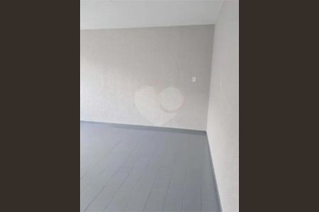 Casa à venda com 107m², 2 quartos e 1 vaga