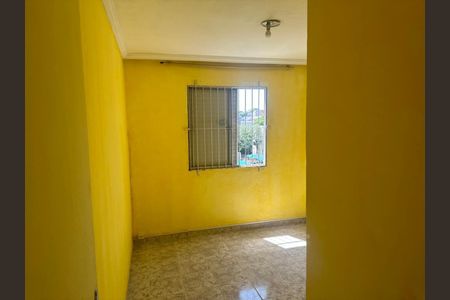 Quarto de apartamento à venda com 2 quartos, 64m² em Piraporinha, São Paulo