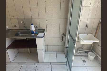 Cozinha de apartamento à venda com 2 quartos, 64m² em Piraporinha, São Paulo
