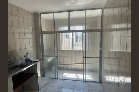 Cozinha de apartamento à venda com 2 quartos, 64m² em Piraporinha, São Paulo