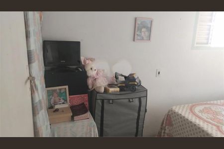 Casa à venda com 140m², 3 quartos e 5 vagas