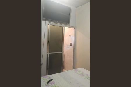 Casa à venda com 140m², 3 quartos e 5 vagas