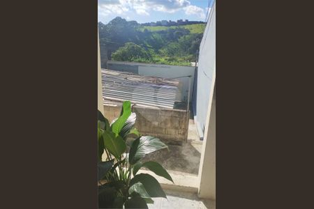 Casa à venda com 140m², 3 quartos e 5 vagas