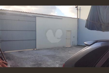 Casa à venda com 140m², 3 quartos e 5 vagas