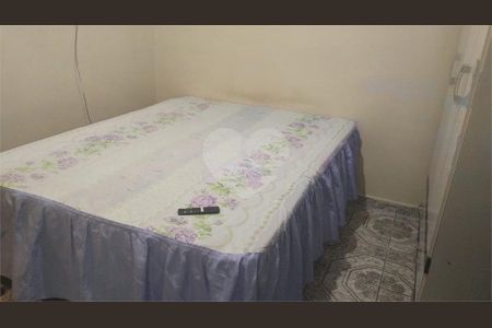 Casa à venda com 140m², 3 quartos e 5 vagas