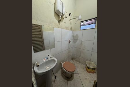 Casa para alugar com 50m², 1 quarto e 2 vagas Casa para alugar com 50m², 1 quarto e 2 vagasBanheiro