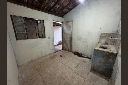 Casa para alugar com 50m², 1 quarto e 2 vagas Casa para alugar com 50m², 1 quarto e 2 vagasCozinha