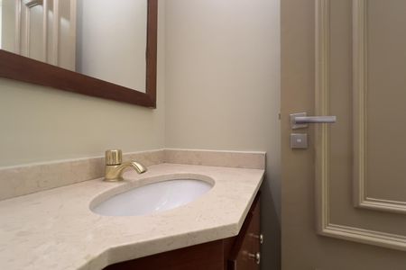 Lavabo de apartamento à venda com 4 quartos, 176m² em Camargos, Guarulhos