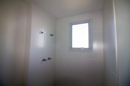 Apartamento para alugar com 108m², 4 quartos e 2 vagas Apartamento para alugar com 108m², 4 quartos e 2 vagasBanheiro da Suíte 1