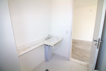 Apartamento para alugar com 108m², 4 quartos e 2 vagas Apartamento para alugar com 108m², 4 quartos e 2 vagasBanheiro da Suíte 2