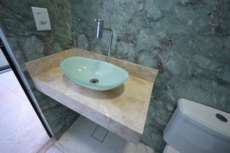 Casa à venda com 132m², 3 quartos e 4 vagas