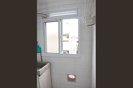 Detalhe - Área de Serviço de apartamento para alugar com 2 quartos, 44m² em Jardim Iris, São Paulo