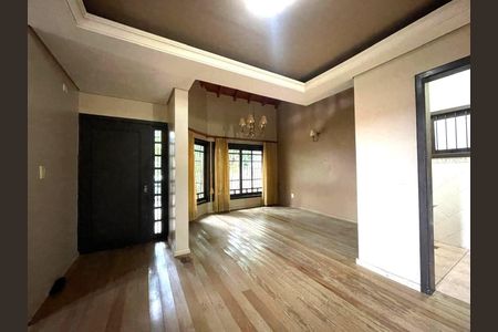 Casa para alugar com 232m², 4 quartos e 2 vagas