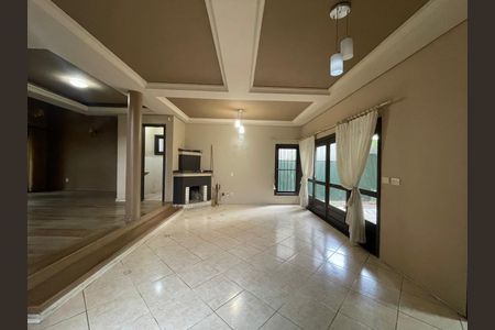 Casa para alugar com 232m², 4 quartos e 2 vagas