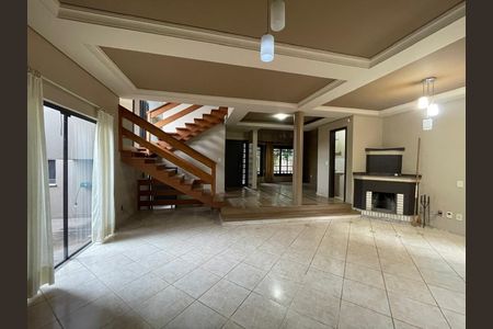 Casa para alugar com 232m², 4 quartos e 2 vagas
