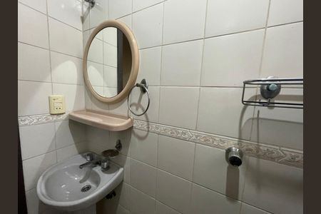 Casa para alugar com 232m², 4 quartos e 2 vagas