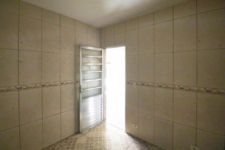 Cozinha  de casa para alugar com 2 quartos, 30m² em Jardim Modelo, São Paulo