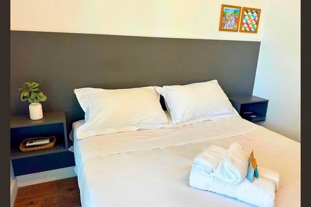Sala / Quarto de kitnet/studio para alugar com 1 quarto, 25m² em Sumarezinho, São Paulo