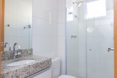 Apartamento para alugar com 44m², 2 quartos e 1 vaga Apartamento para alugar com 44m², 2 quartos e 1 vagaBanheiro