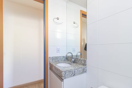 Apartamento para alugar com 44m², 2 quartos e 1 vaga Apartamento para alugar com 44m², 2 quartos e 1 vagaBanheiro