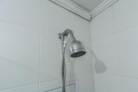 Banheiro de kitnet/studio para alugar com 1 quarto, 37m² em Jardim do Mar, São Bernardo do Campo