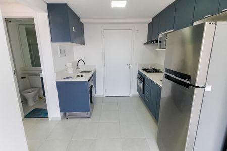 Apartamento para alugar com 35m², 2 quartos e 1 vaga Apartamento para alugar com 35m², 2 quartos e 1 vagaCozinha e Área de Serviço