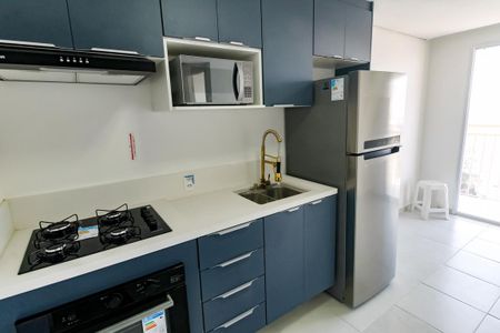 Apartamento para alugar com 35m², 2 quartos e 1 vaga Apartamento para alugar com 35m², 2 quartos e 1 vagaCozinha e Área de Serviço