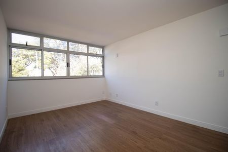 Sala de apartamento para alugar com 3 quartos, 80m² em Sqs 403, Brasília
