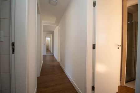 Apartamento para alugar com 80m², 3 quartos e sem vaga Apartamento para alugar com 80m², 3 quartos e sem vagaCorredor