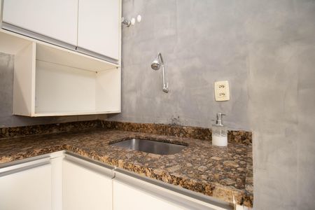 Apartamento para alugar com 80m², 3 quartos e sem vaga Apartamento para alugar com 80m², 3 quartos e sem vagaCozinha e Área de Serviço