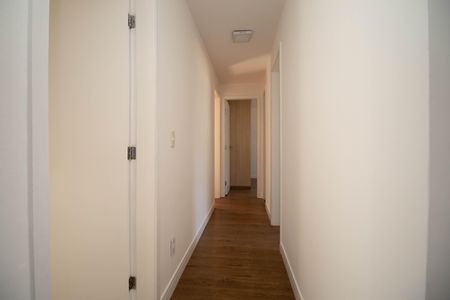 Apartamento para alugar com 80m², 3 quartos e sem vaga Apartamento para alugar com 80m², 3 quartos e sem vagaCorredor