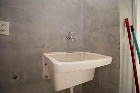 Apartamento para alugar com 80m², 3 quartos e sem vaga Apartamento para alugar com 80m², 3 quartos e sem vagaCozinha e Área de Serviço