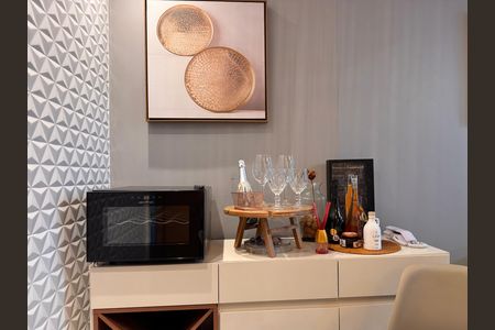 Sala de apartamento para alugar com 1 quarto, 30m² em Recreio dos Bandeirantes, Rio de Janeiro