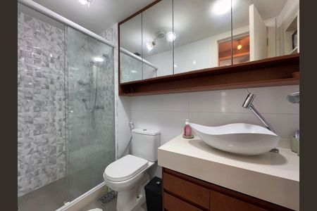 Banheiro Social de apartamento para alugar com 1 quarto, 30m² em Recreio dos Bandeirantes, Rio de Janeiro