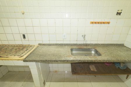 Casa à venda com 52m², 2 quartos e 1 vaga Casa à venda com 52m², 2 quartos e 1 vagaCozinha e Área de Serviço