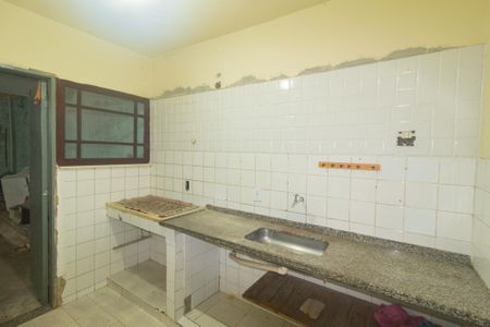 Casa à venda com 52m², 2 quartos e 1 vaga Casa à venda com 52m², 2 quartos e 1 vagaCozinha e Área de Serviço