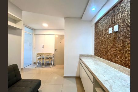 Sala de apartamento para alugar com 1 quarto, 40m² em Centro, Campinas