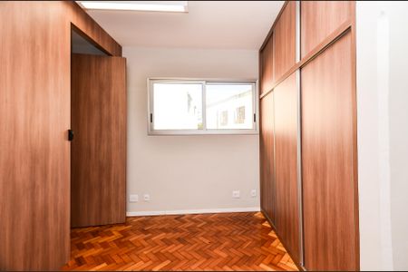 Casa para alugar com 265m², 4 quartos e 7 vagas Casa para alugar com 265m², 4 quartos e 7 vagasSala de acesso aos quartos