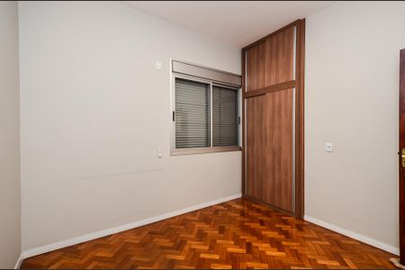 Casa para alugar com 265m², 4 quartos e 7 vagas Casa para alugar com 265m², 4 quartos e 7 vagasQuarto 1
