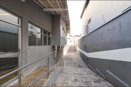 Entrada de casa para alugar com 4 quartos, 265m² em Gutierrez, Belo Horizonte