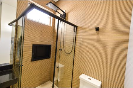 Banheiro Social de casa para alugar com 4 quartos, 265m² em Gutierrez, Belo Horizonte